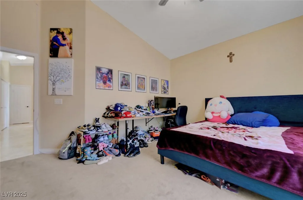 9398 Sailing Water, Las Vegas, NV 89147