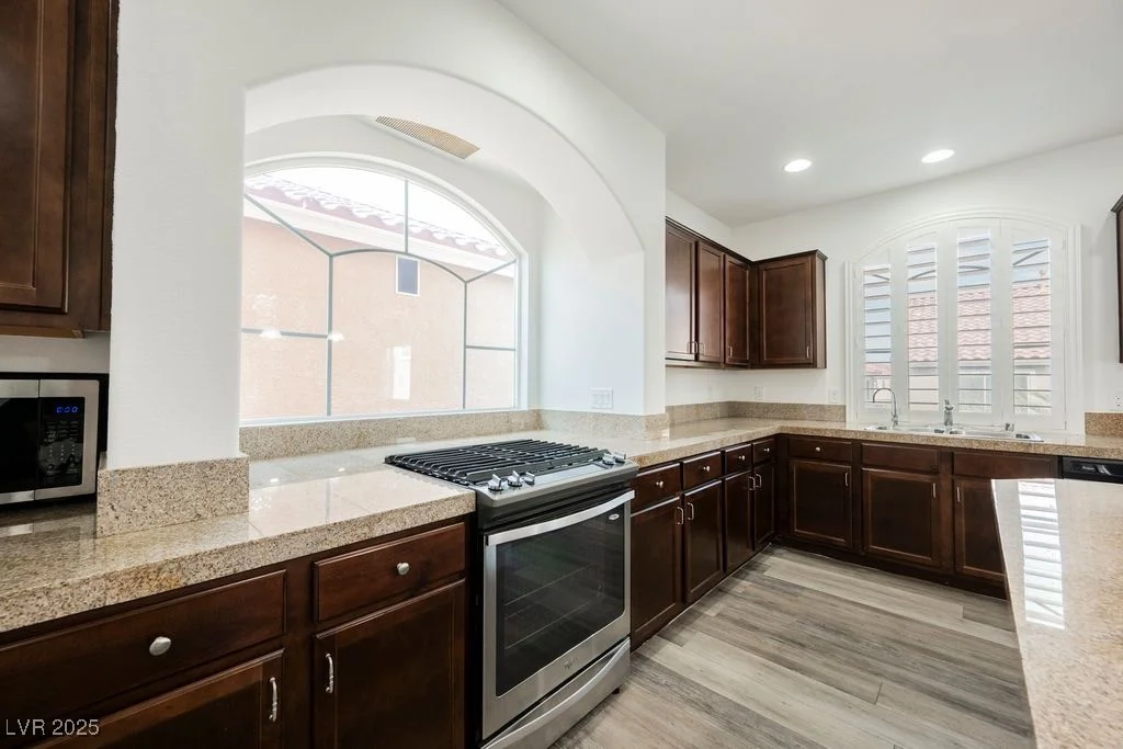 9728 Panther Hollow, Las Vegas, NV 89141