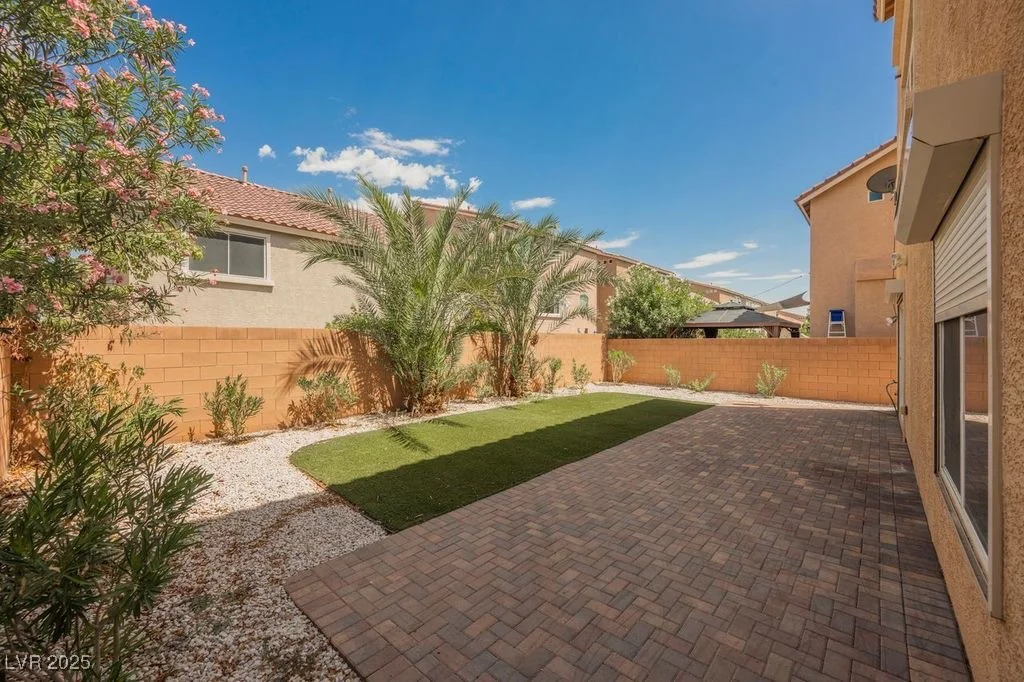 9728 Panther Hollow, Las Vegas, NV 89141