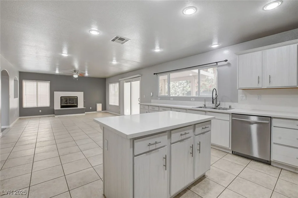2679 Regency Cove, Las Vegas, NV 89121