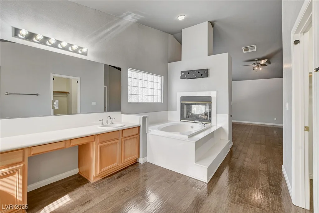 2679 Regency Cove, Las Vegas, NV 89121