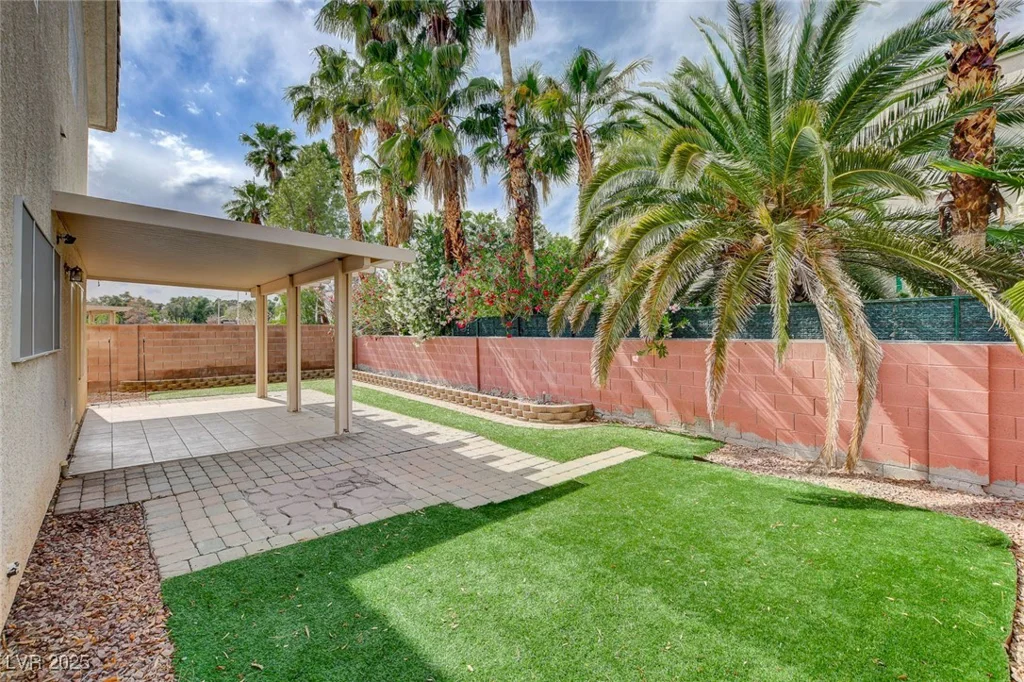 2679 Regency Cove, Las Vegas, NV 89121