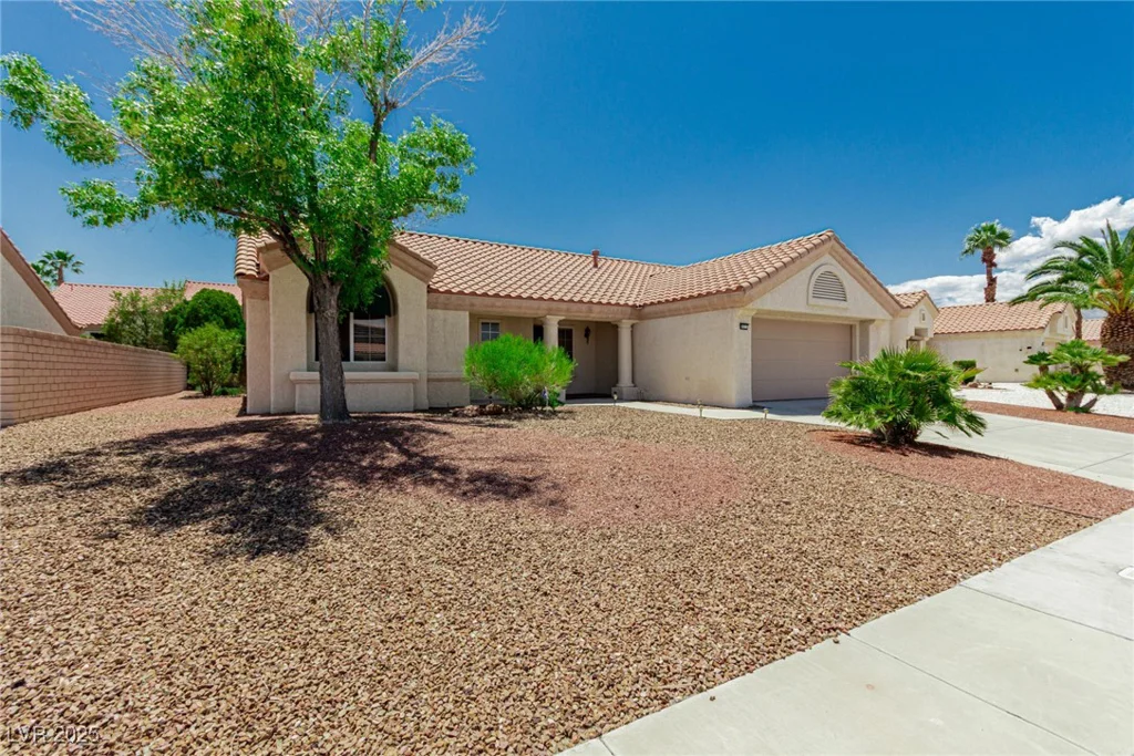 8921 Signal Terrace, Las Vegas, NV 89134