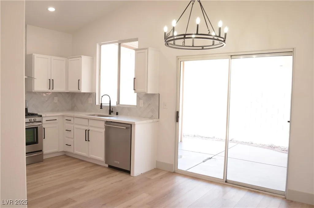 9604 Flying Eagle, Las Vegas, NV 89123