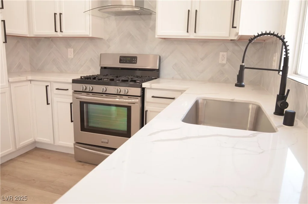 9604 Flying Eagle, Las Vegas, NV 89123