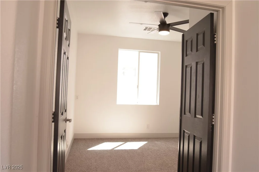 9604 Flying Eagle, Las Vegas, NV 89123