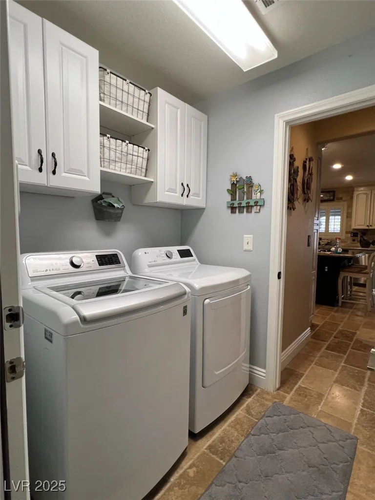 5516 Coyote Falls, Las Vegas, NV 89131