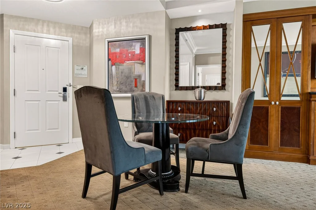 125 Harmon, Las Vegas, NV 89109