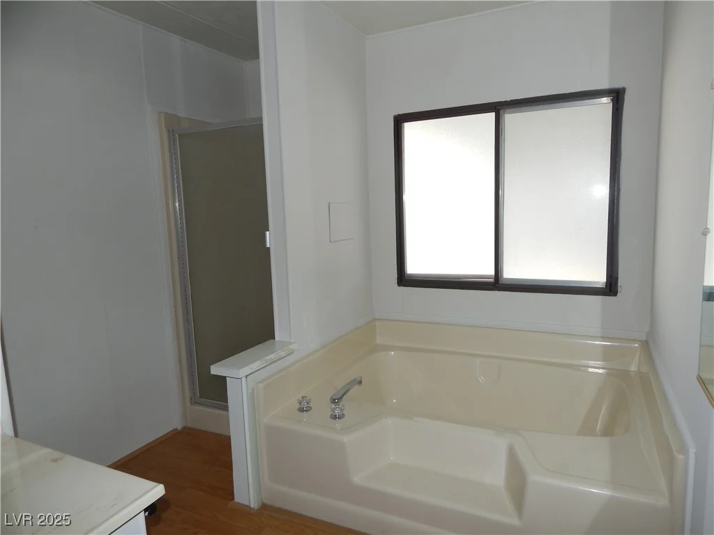 3365 Isle Royale, Las Vegas, NV 89122