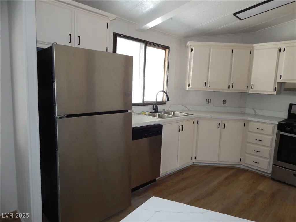 3365 Isle Royale, Las Vegas, NV 89122