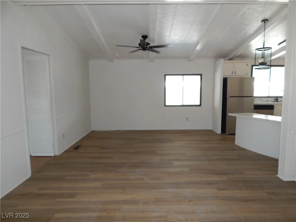 3365 Isle Royale, Las Vegas, NV 89122