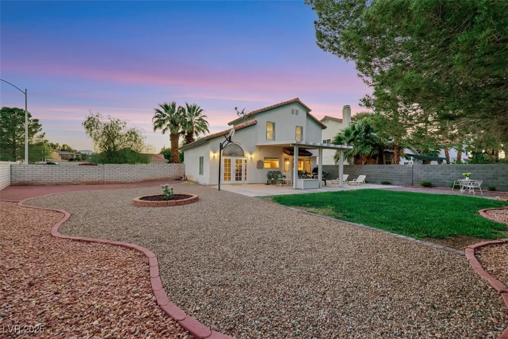 8388 Brad Oaks, Las Vegas, NV 89123