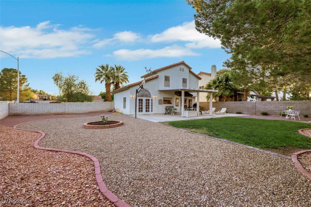 8388 Brad Oaks, Las Vegas, NV 89123
