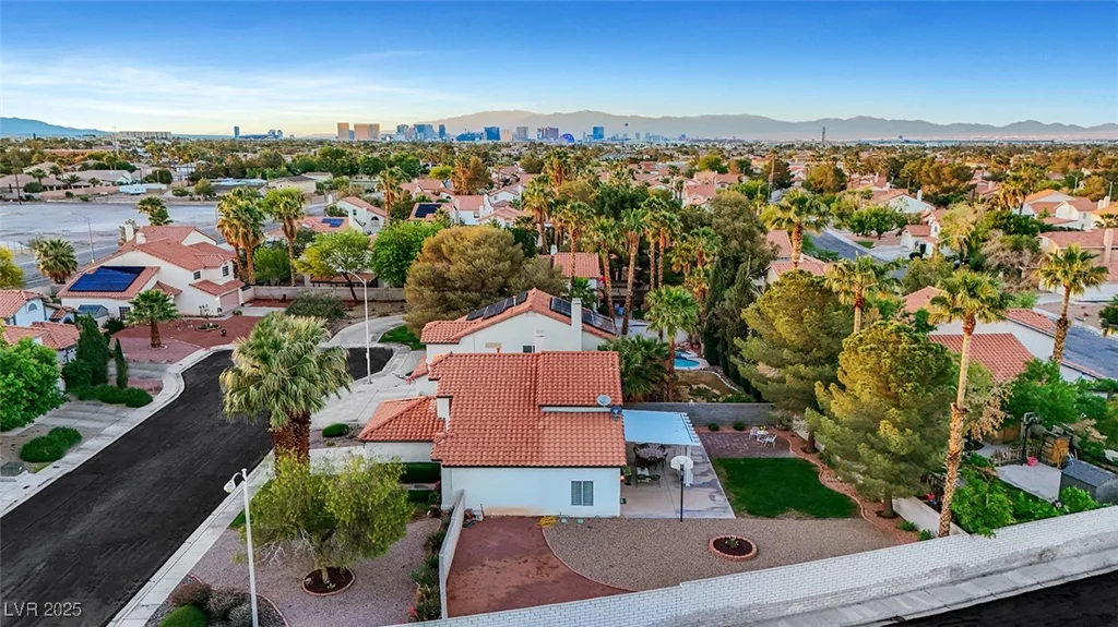 8388 Brad Oaks, Las Vegas, NV 89123