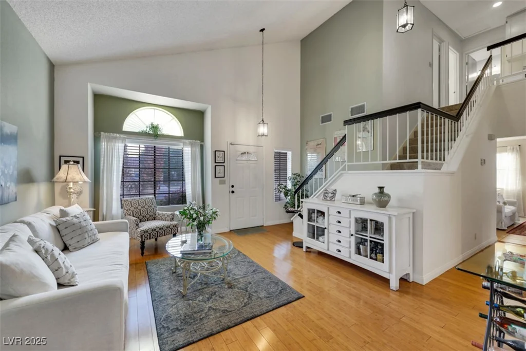 8388 Brad Oaks, Las Vegas, NV 89123