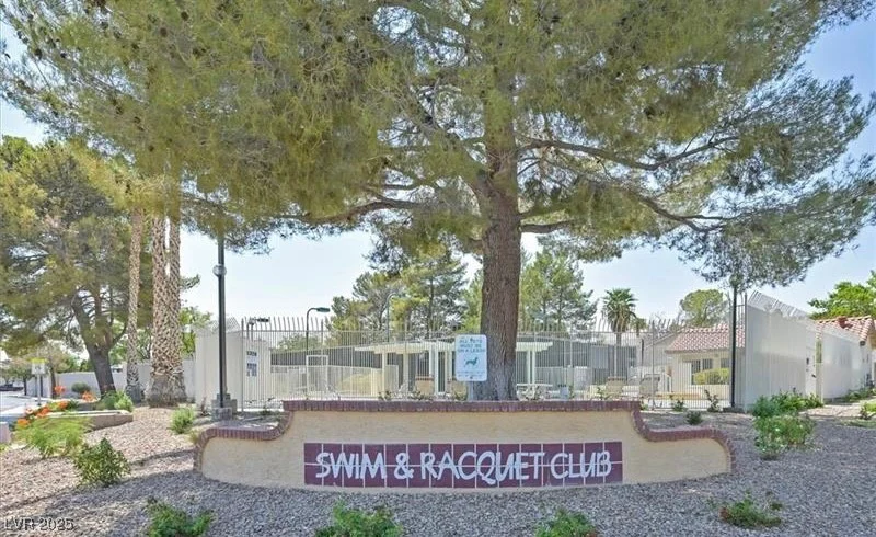 8388 Brad Oaks, Las Vegas, NV 89123