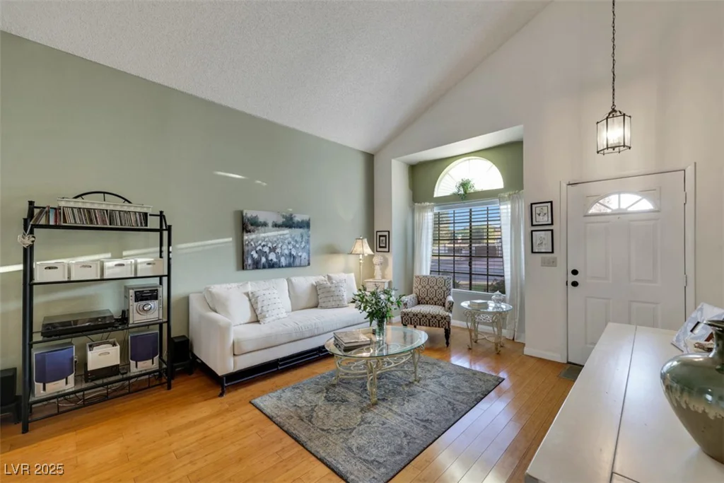 8388 Brad Oaks, Las Vegas, NV 89123