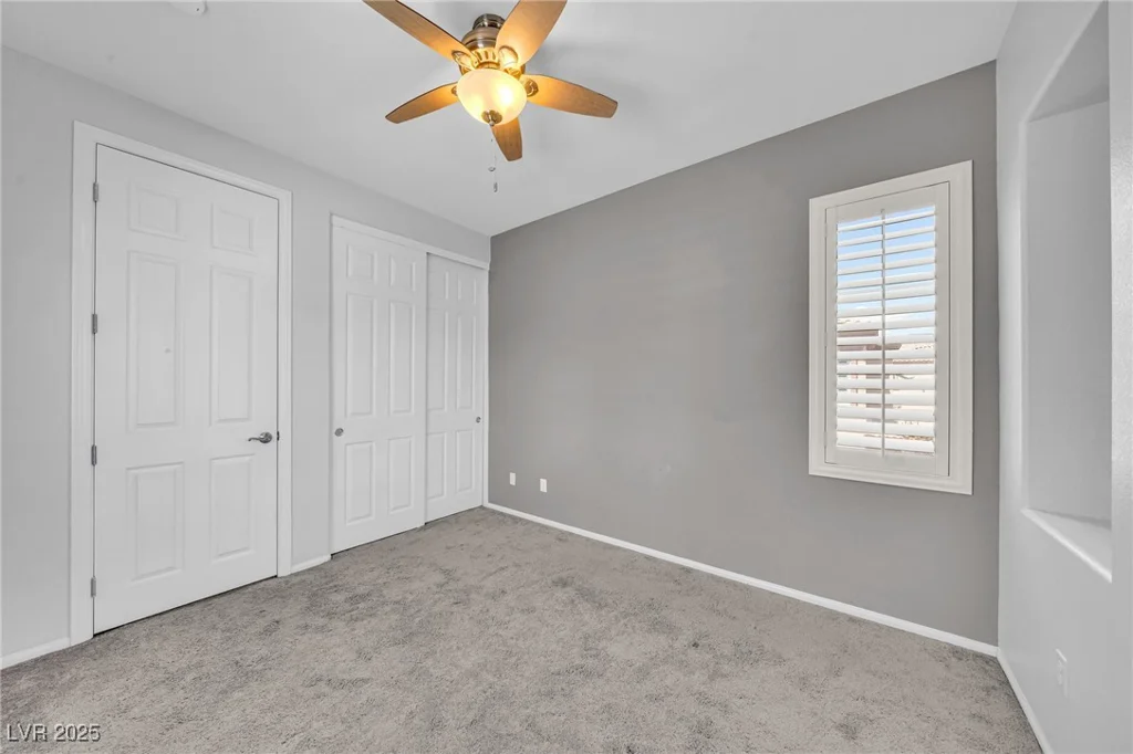 2432 Granada Bluff, Las Vegas, NV 89135
