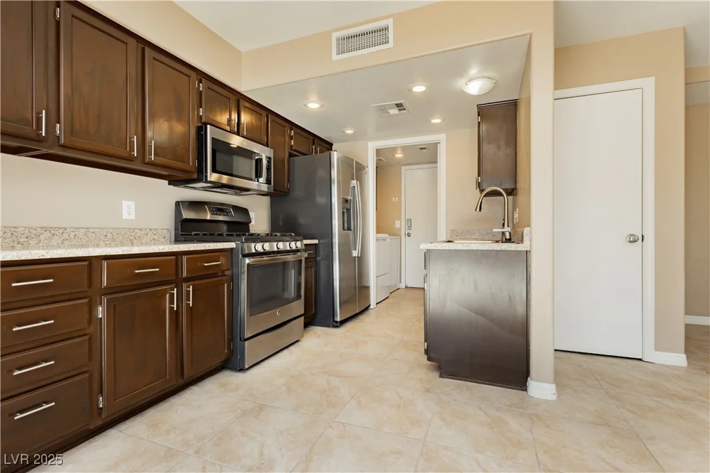 795 Kiska, Las Vegas, NV 89123