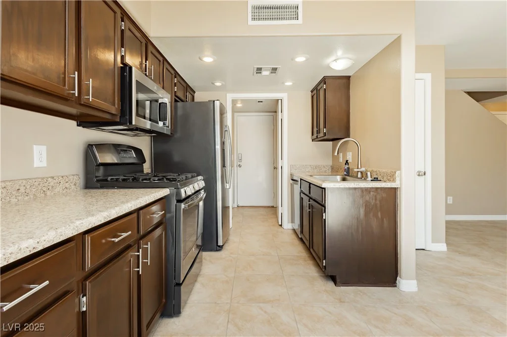 795 Kiska, Las Vegas, NV 89123