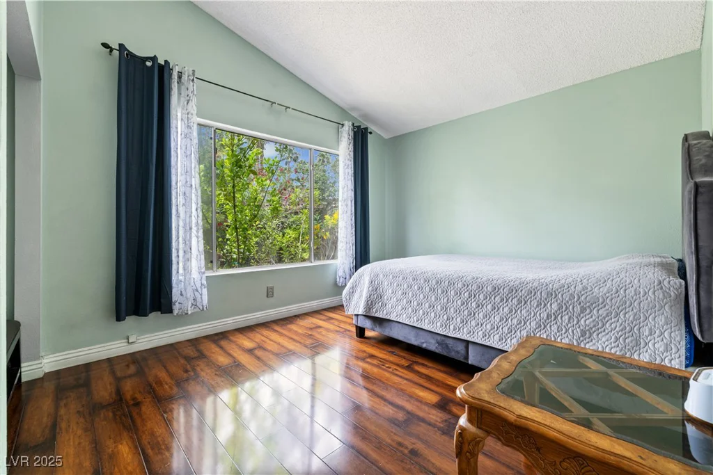 2837 Du Barry Manor, Las Vegas, NV 89108