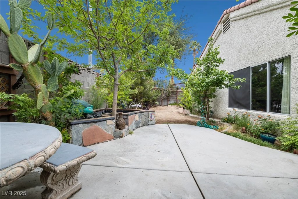 2837 Du Barry Manor, Las Vegas, NV 89108
