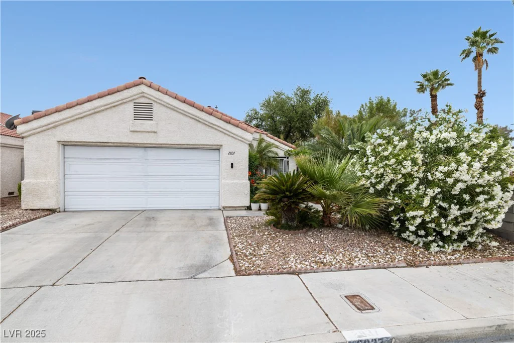 2837 Du Barry Manor, Las Vegas, NV 89108