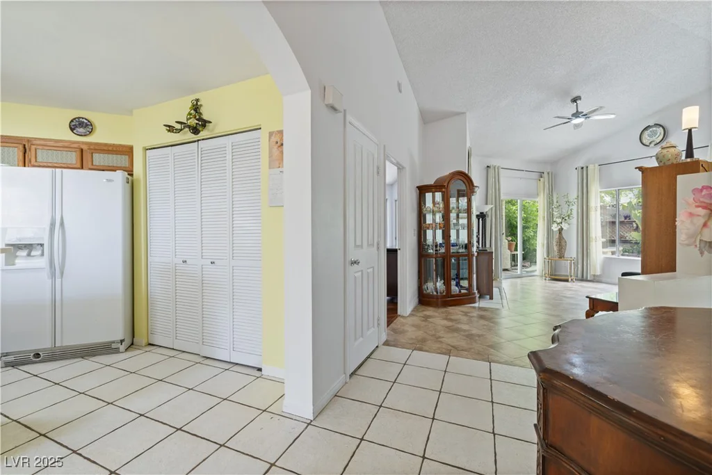 2837 Du Barry Manor, Las Vegas, NV 89108