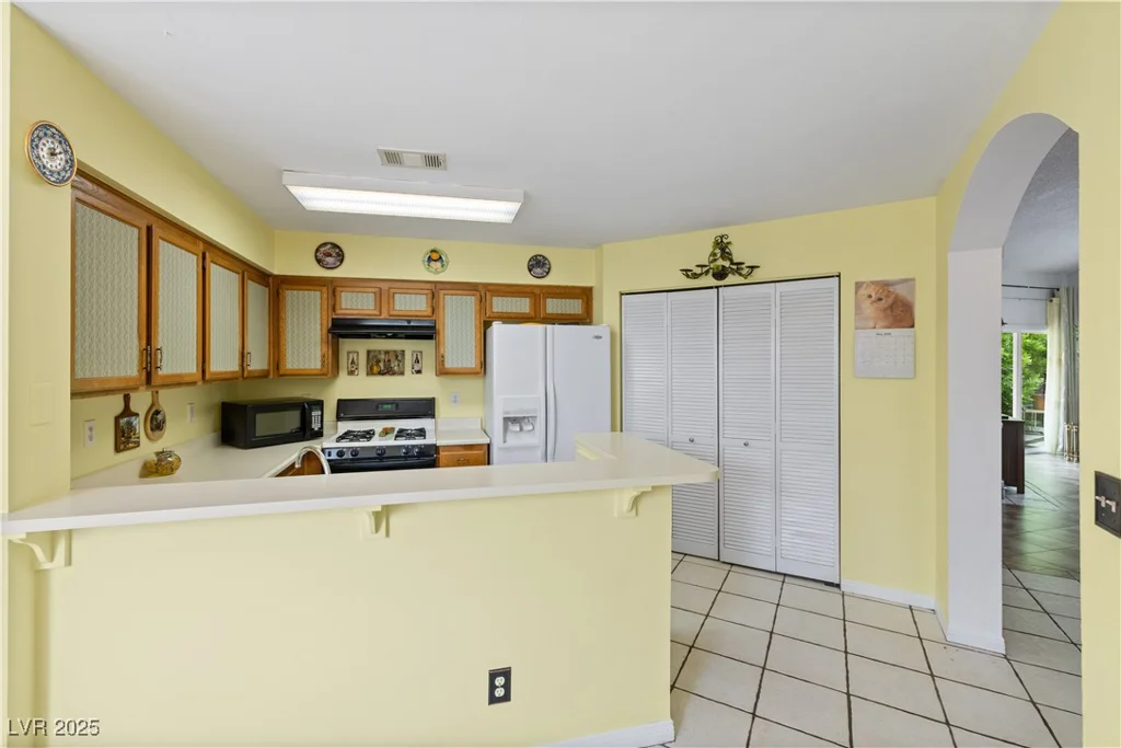 2837 Du Barry Manor, Las Vegas, NV 89108