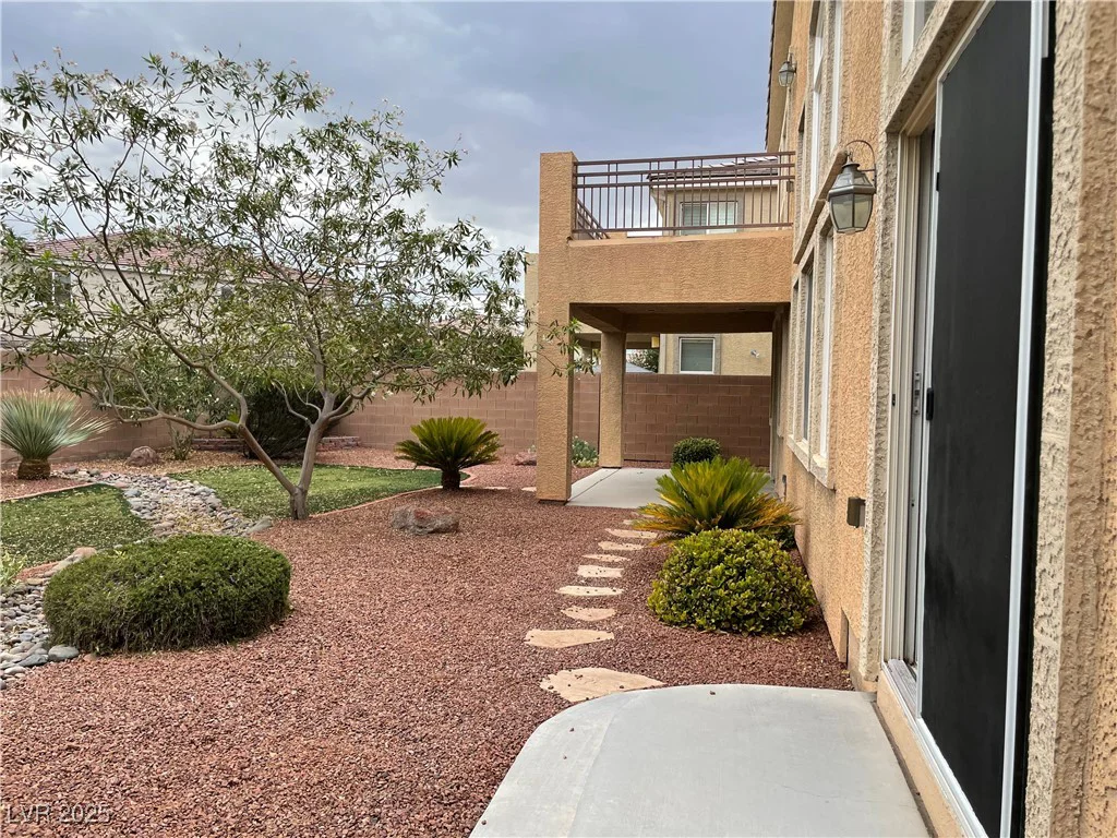 4121 Erinbird, North Las Vegas, NV 89084
