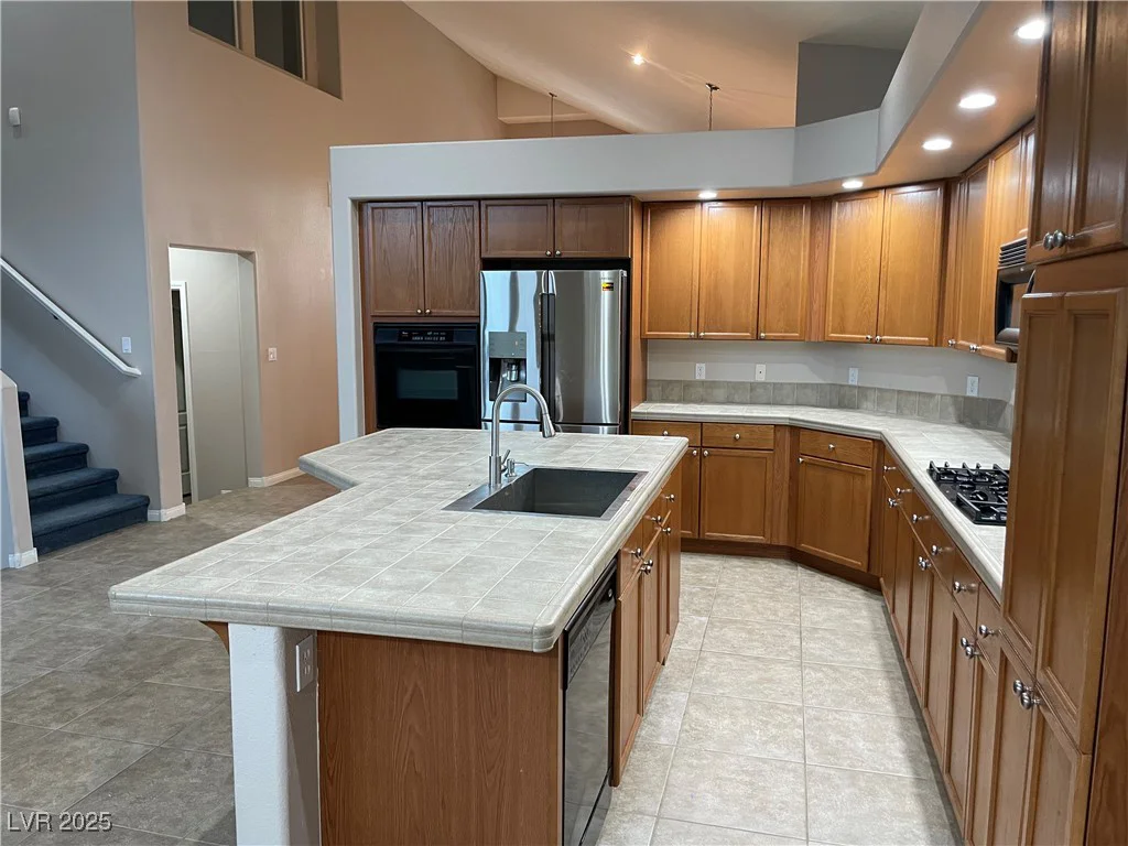4121 Erinbird, North Las Vegas, NV 89084