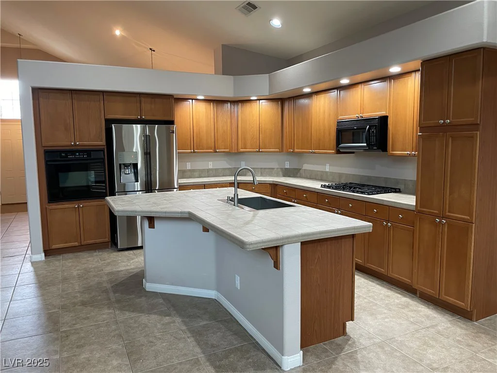 4121 Erinbird, North Las Vegas, NV 89084
