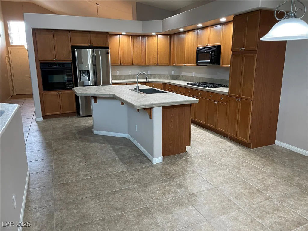 4121 Erinbird, North Las Vegas, NV 89084