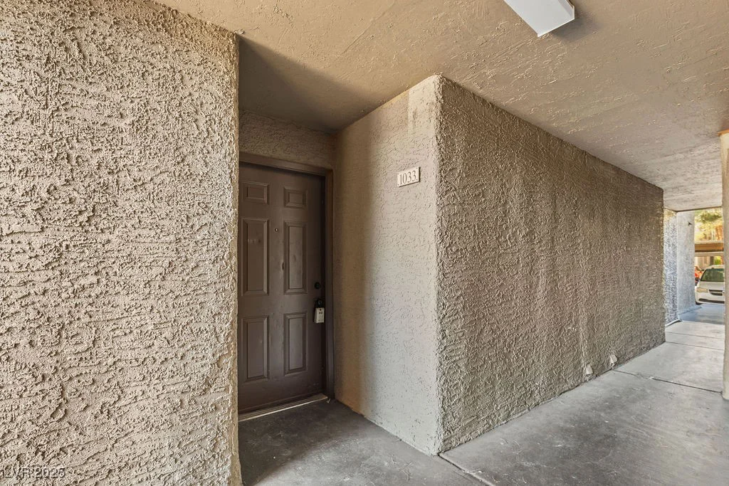 2200 Fort Apache, Las Vegas, NV 89117
