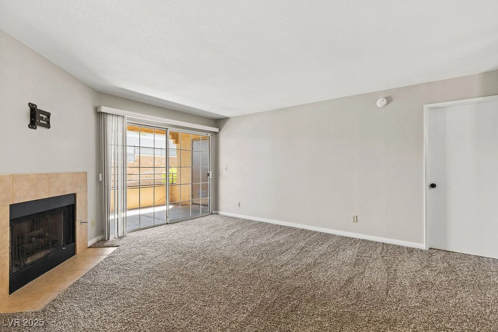 2200 Fort Apache, Las Vegas, NV 89117