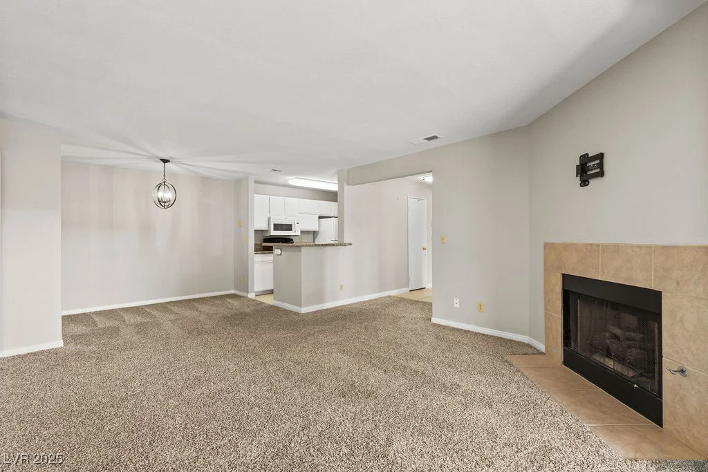 2200 Fort Apache, Las Vegas, NV 89117