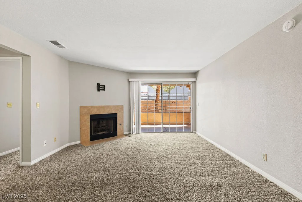 2200 Fort Apache, Las Vegas, NV 89117