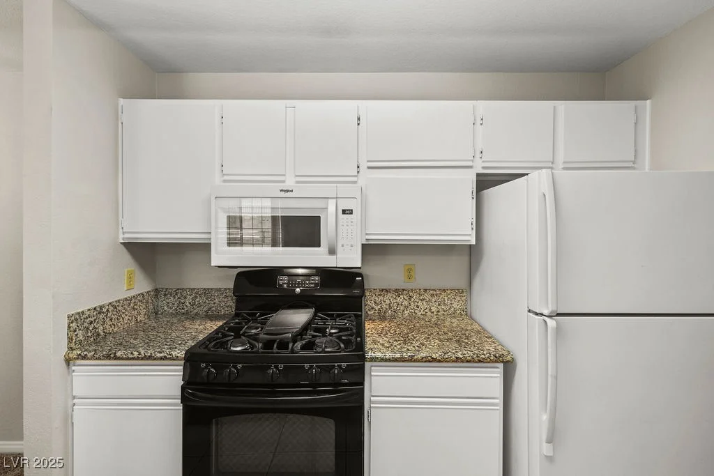 2200 Fort Apache, Las Vegas, NV 89117