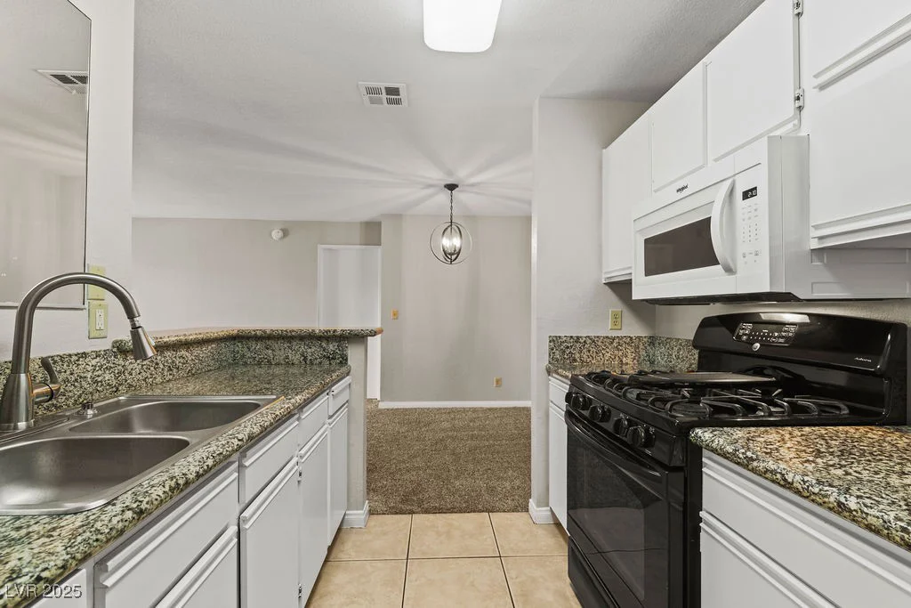 2200 Fort Apache, Las Vegas, NV 89117