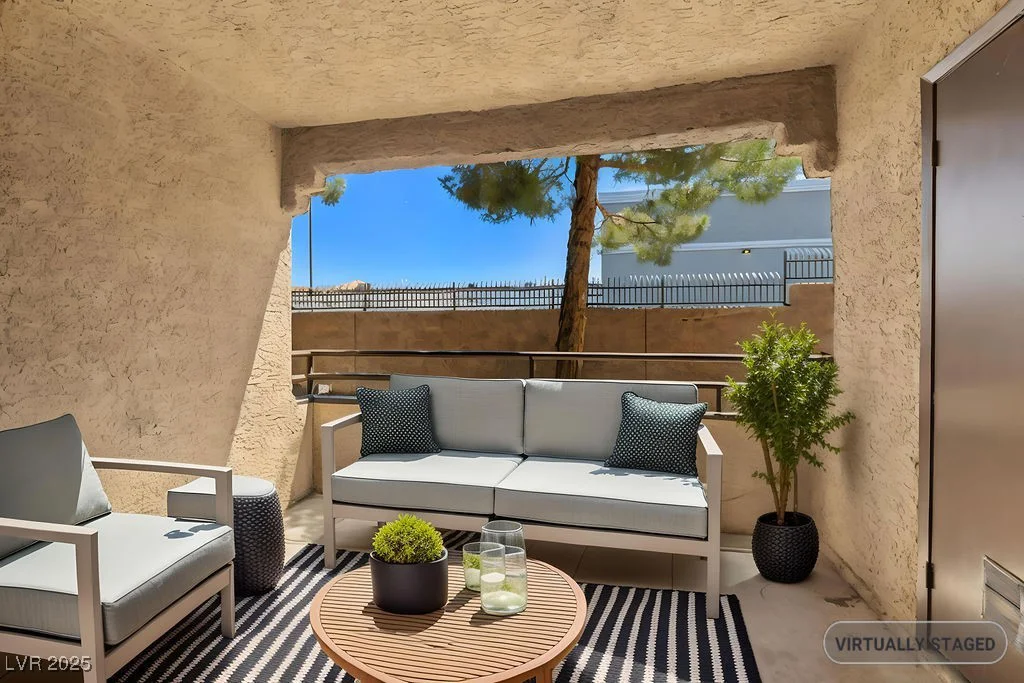 2200 Fort Apache, Las Vegas, NV 89117
