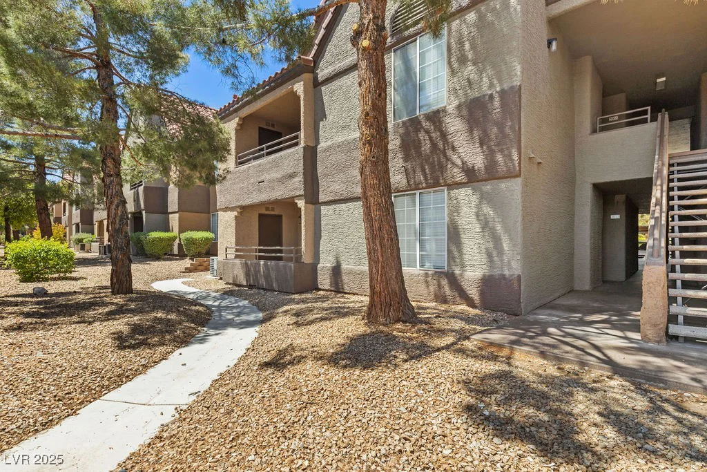 2200 Fort Apache, Las Vegas, NV 89117