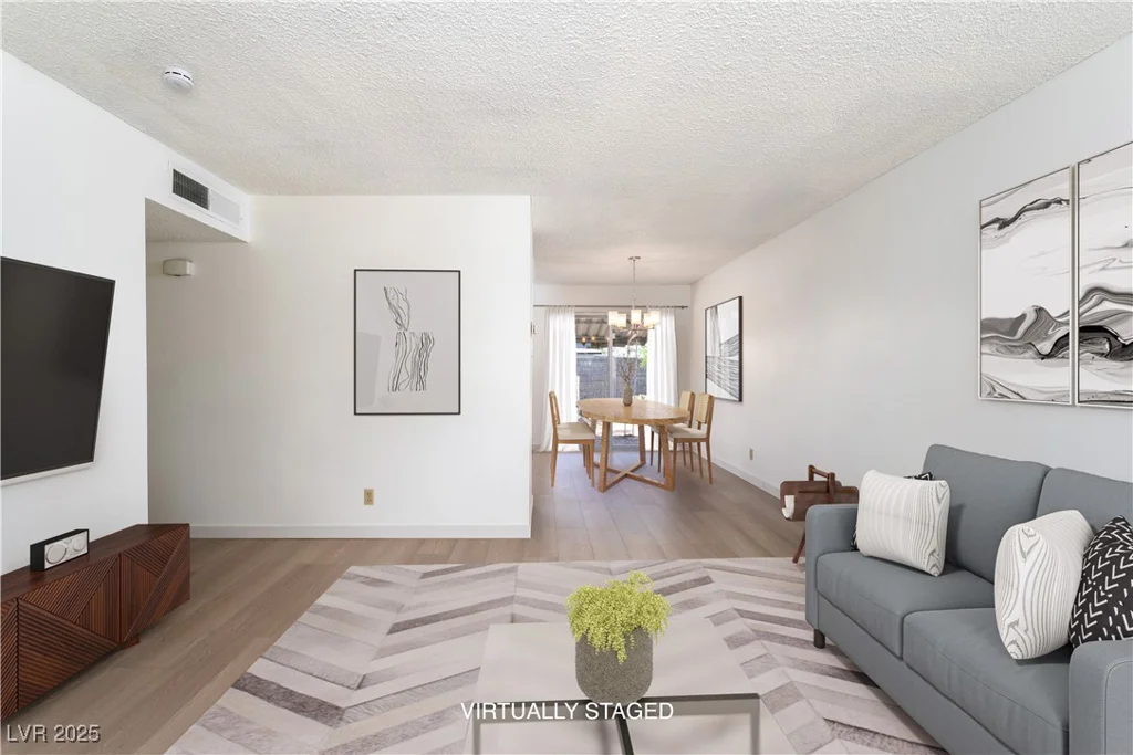 6121 Iris, Las Vegas, NV 89107