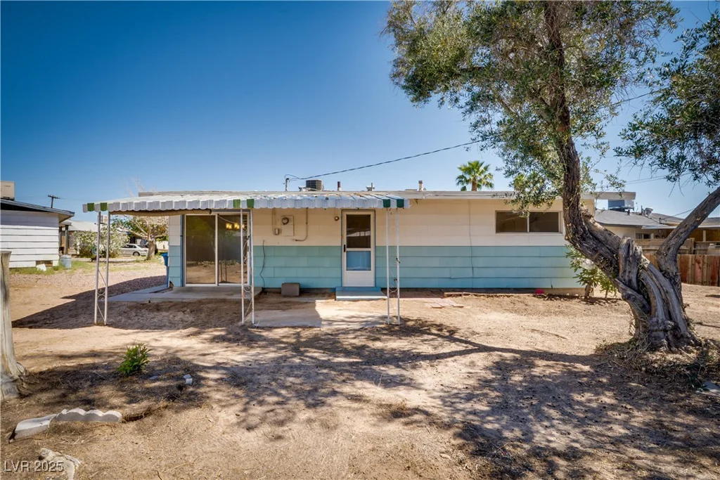 6121 Iris, Las Vegas, NV 89107