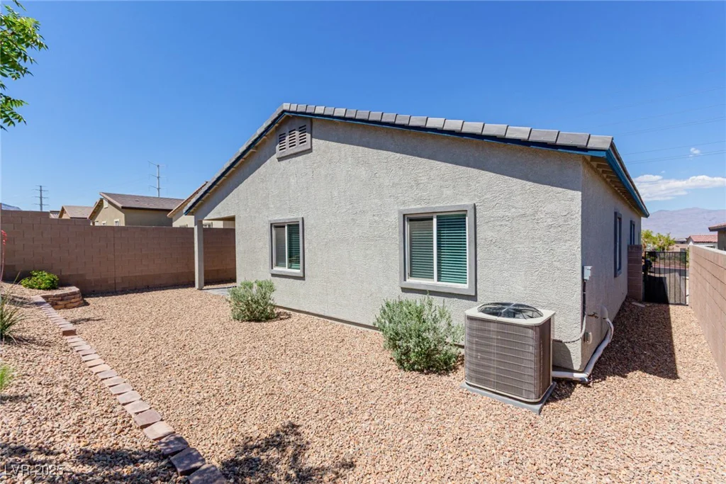 10257 Sequoia Falls, Las Vegas, NV 89149