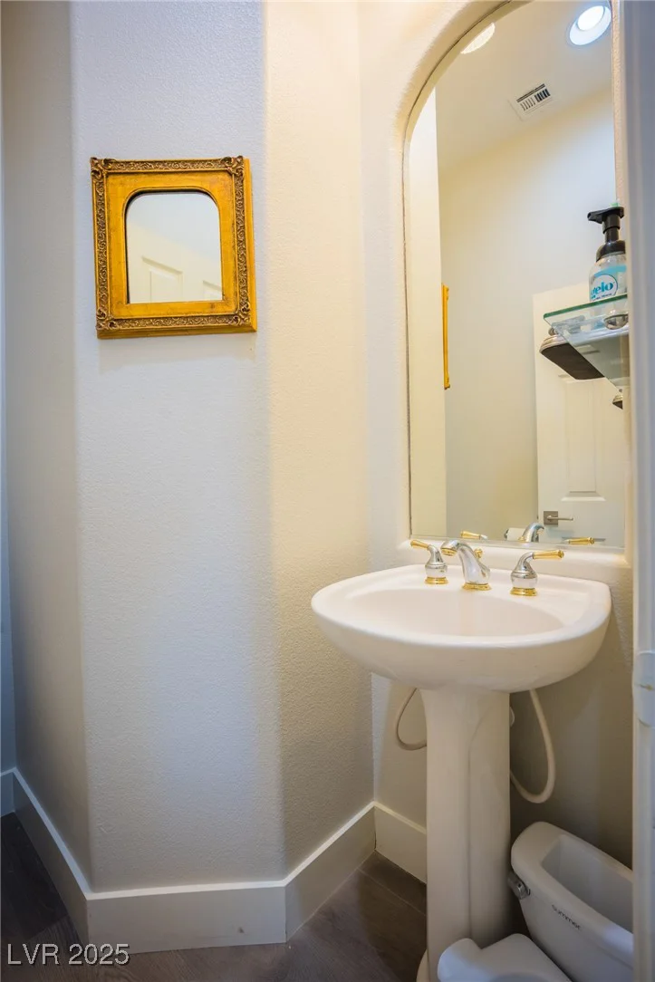 10391 Avebury Manor, Las Vegas, NV 89135