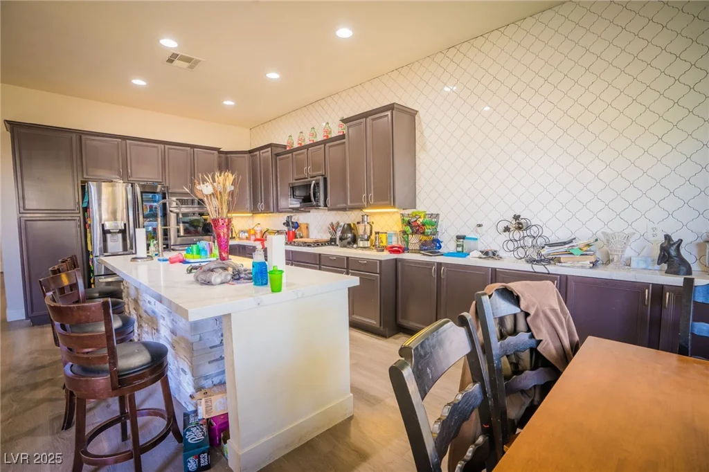 10391 Avebury Manor, Las Vegas, NV 89135