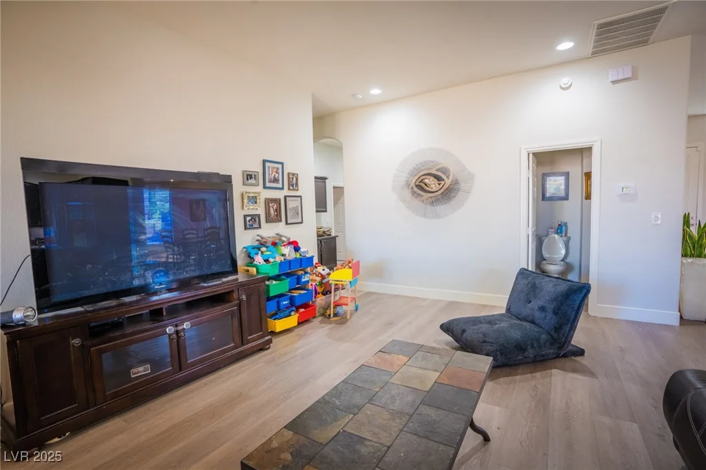 10391 Avebury Manor, Las Vegas, NV 89135