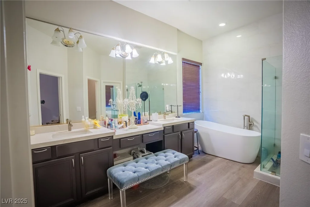 10391 Avebury Manor, Las Vegas, NV 89135