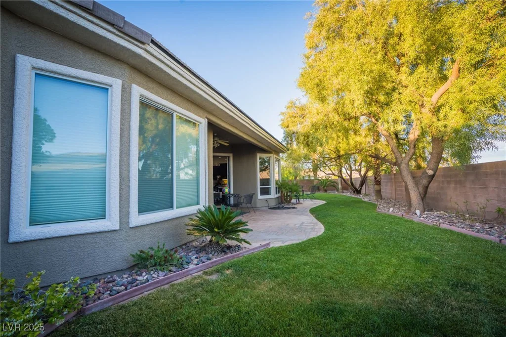 10391 Avebury Manor, Las Vegas, NV 89135