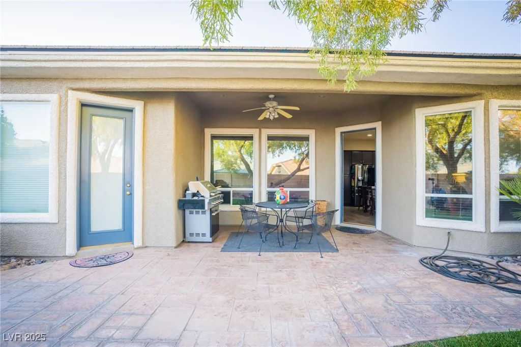 10391 Avebury Manor, Las Vegas, NV 89135